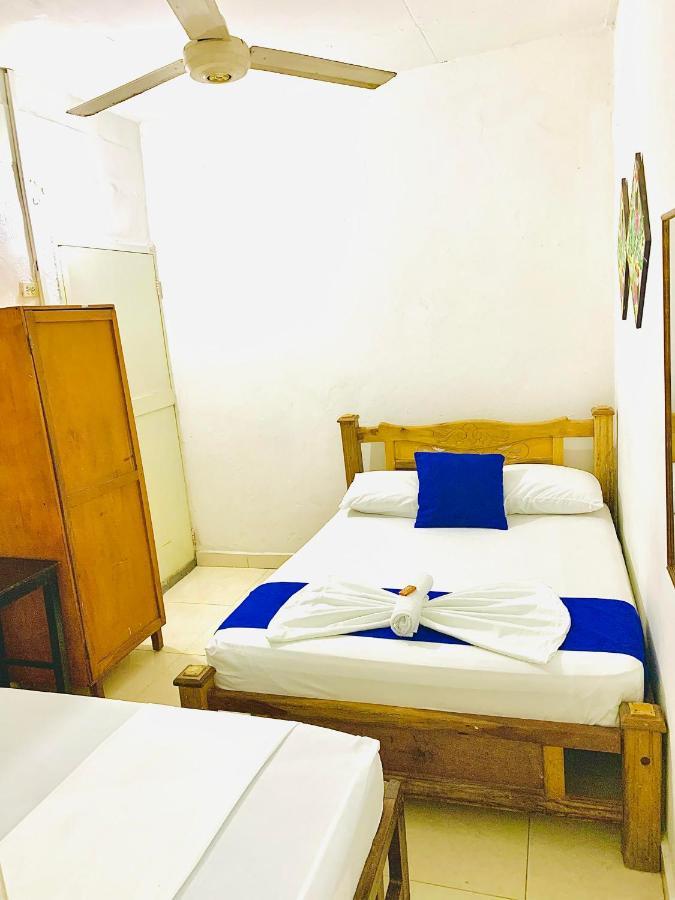 Hostal La Espanola De Getsemani Cartagena Bagian luar foto