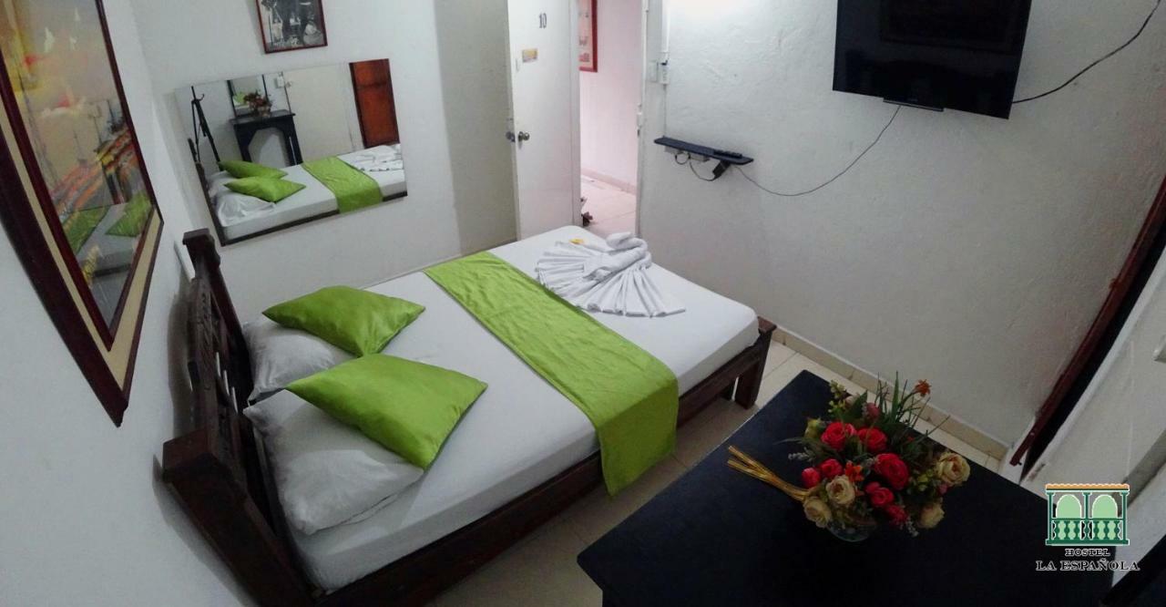 Hostal La Espanola De Getsemani Cartagena Bagian luar foto